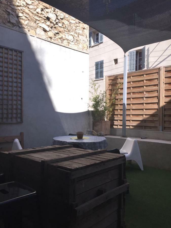 Le Mourillon -terrasse